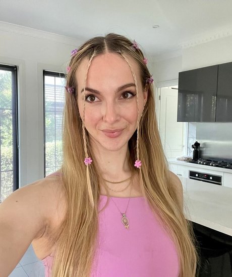 Fasffy Mega Dump pornstar images