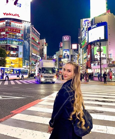 Fasffy Mega Dump star images