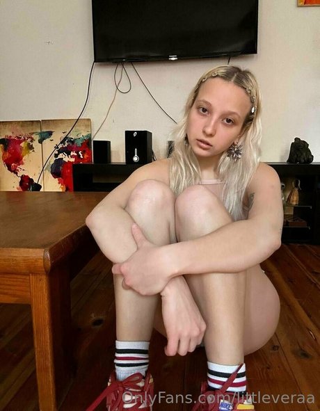 littleveraa model hd picture