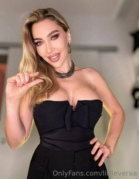 littleveraa pornstar sexy pics