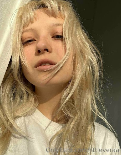 littleveraa erotic actress galleries