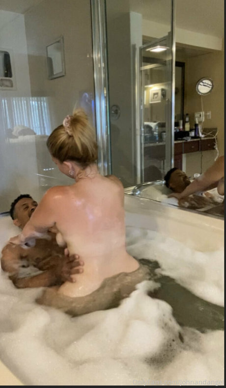 Angelmamii hot model galleries