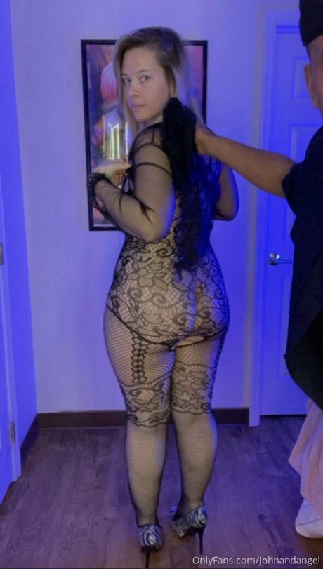 Angelmamii nice actress photo