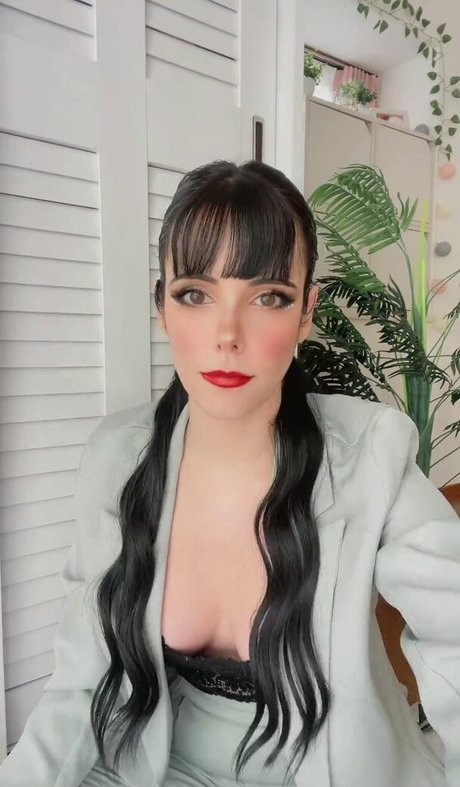 Grashie perfect pornstar pics