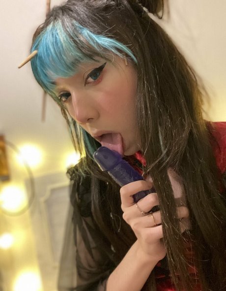 melyasminn sex star photos