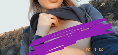 em098 model hd picture