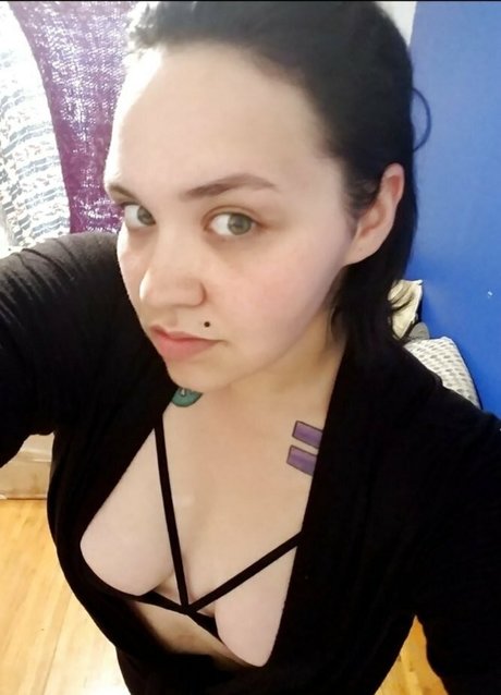 kittchaotik sex model gallery