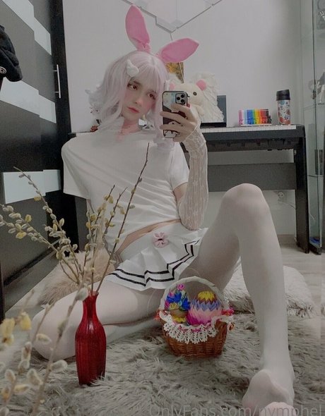 Nymphel naked actress photo