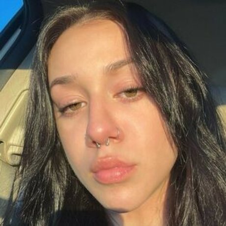 maddiemccrory model sexy pic