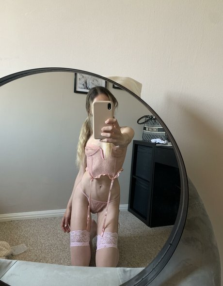 Few Appearance 2924 pornographic star images