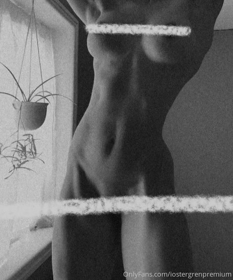 Ia Ostergren naked star picture