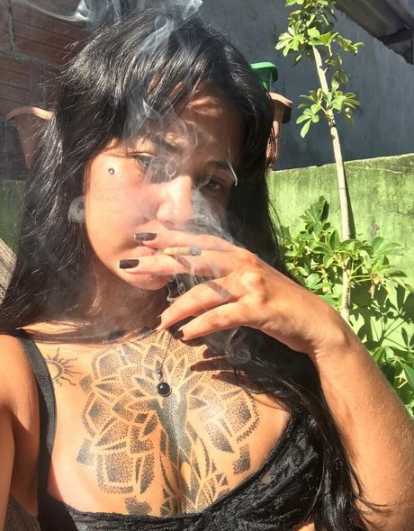 NiinaSweet free pornstar pics