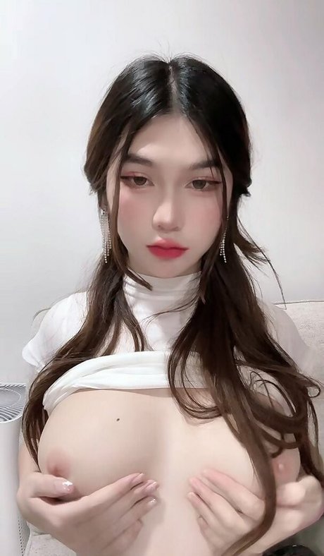 Kumyooah nudes pornstar photo