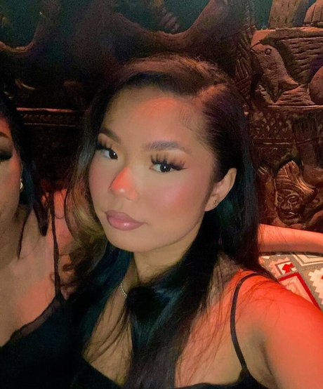 Loveisland Ruchee Gurung sexy model photos