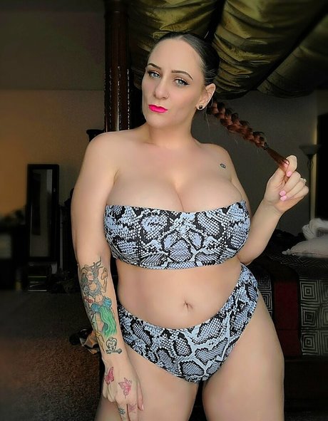 Sage Montana pretty pornstar pics