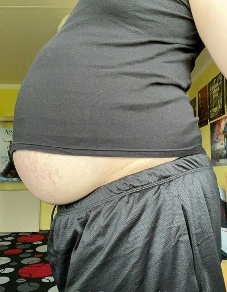 skinny twiggy nude actress gallery