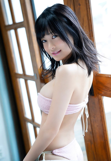 dpandaramu model pretty picture