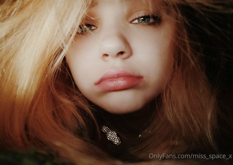 miss space x star free images
