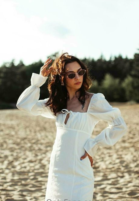 oceanixx exclusive model image