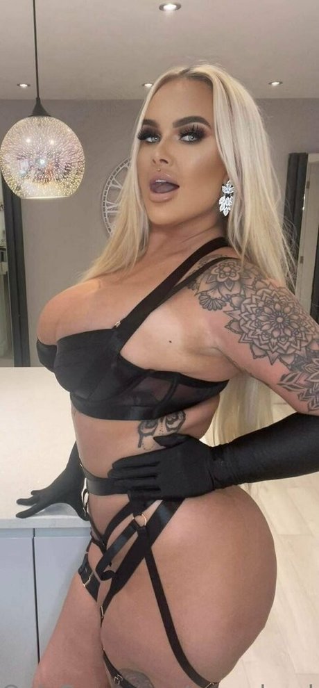 Porscheplatinum sex actress images