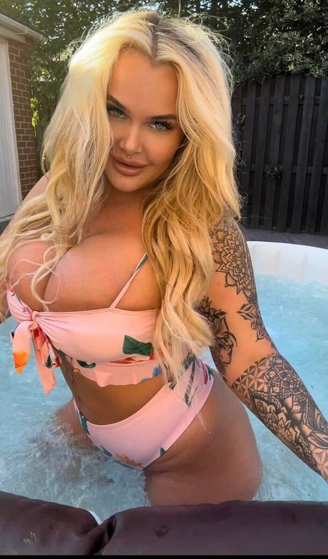 Porscheplatinum sexy model gallery