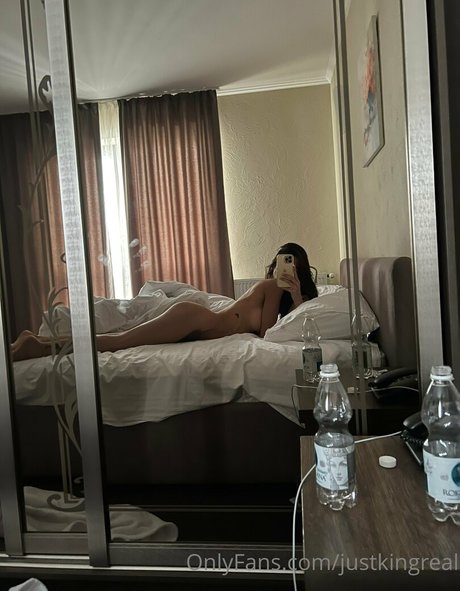 Justkingreal model exclusive photos