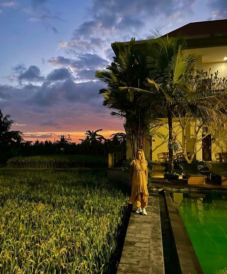 Winnie Nielsen adult model pic