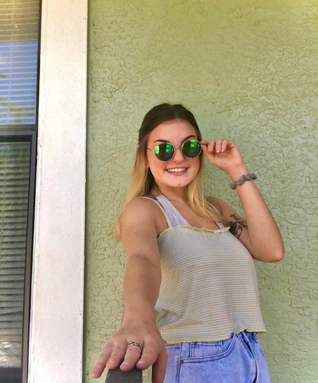 AJ Heahlke art star gallery