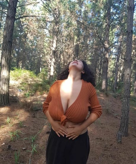 intuitive insight model exclusive photo