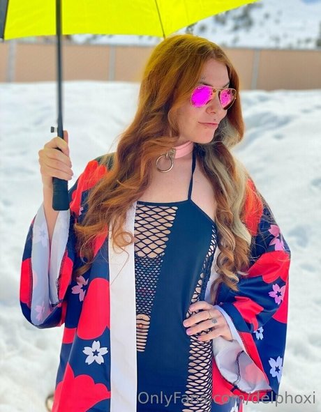 delphoxi model sex images