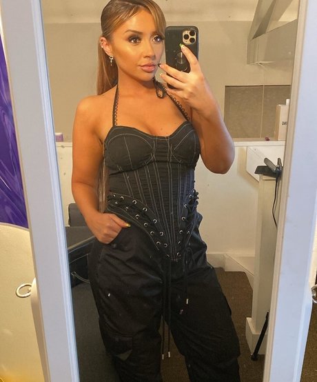 Kimberly Hart Simpson star hot image