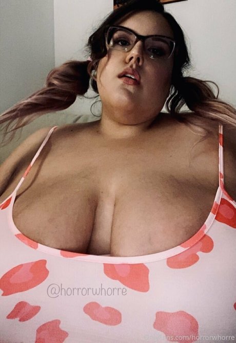 horrorwhorre exclusive pornstar image