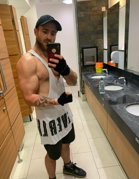 aztec420uk nude model photo