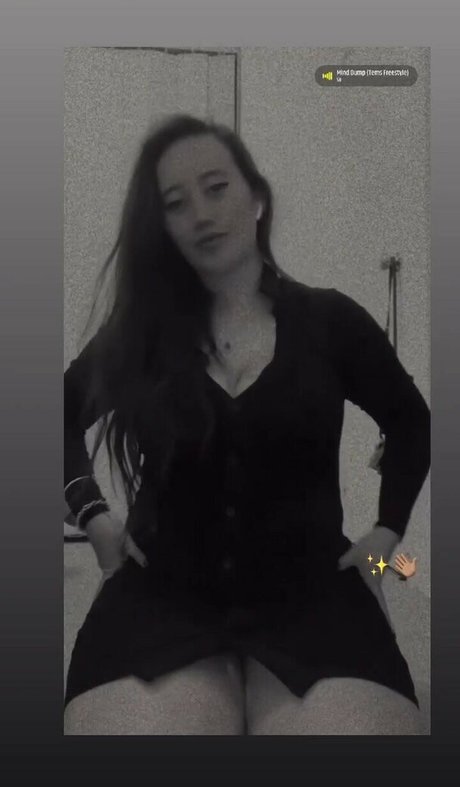 lyn ahayz model hot pics