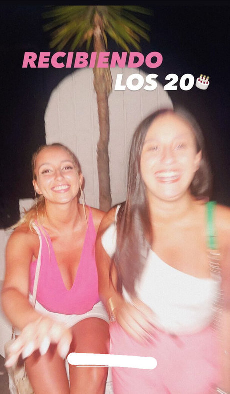 BustyAna model adult image