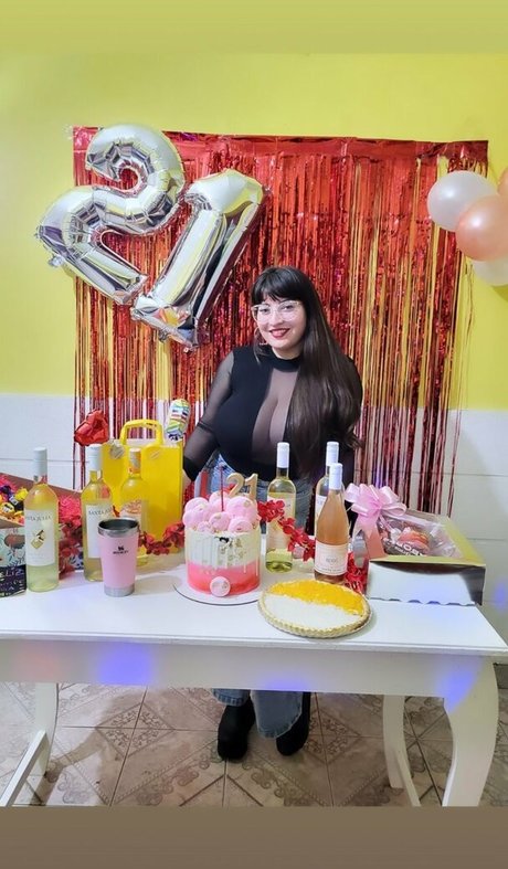 Estefania Rodriguez high quality model image