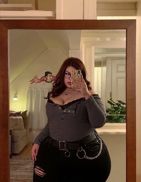 SoftestPear sex pornstar picture