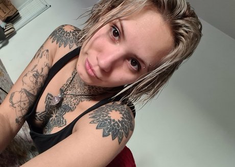 luzzchan sex actress photos