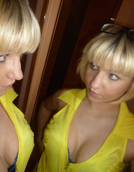 lanueta21 perfect model photos