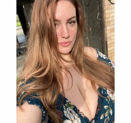 LeeAnne pornstar erotic photos