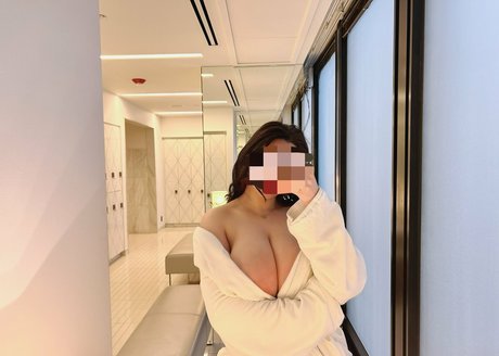 Emma Cassel pretty model img