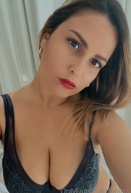 tinitta hot model archive