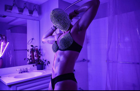 blake xxx winters perfect model pics