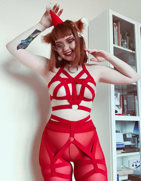 Lilslvkitten pornstar top image