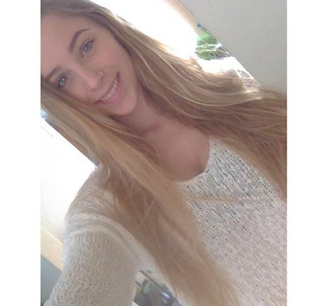 Taylor Francis model art photo