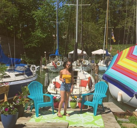 Taylor Francis model sex photos