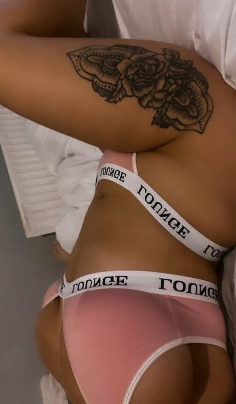 Kayleigh Thomsen pornstar erotic images