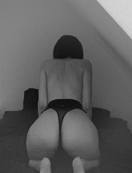 Michelle Bon star nudes pic