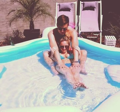 Zimra Geurts model adult pictures