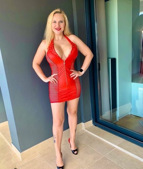 Dolly Fox model hd archive